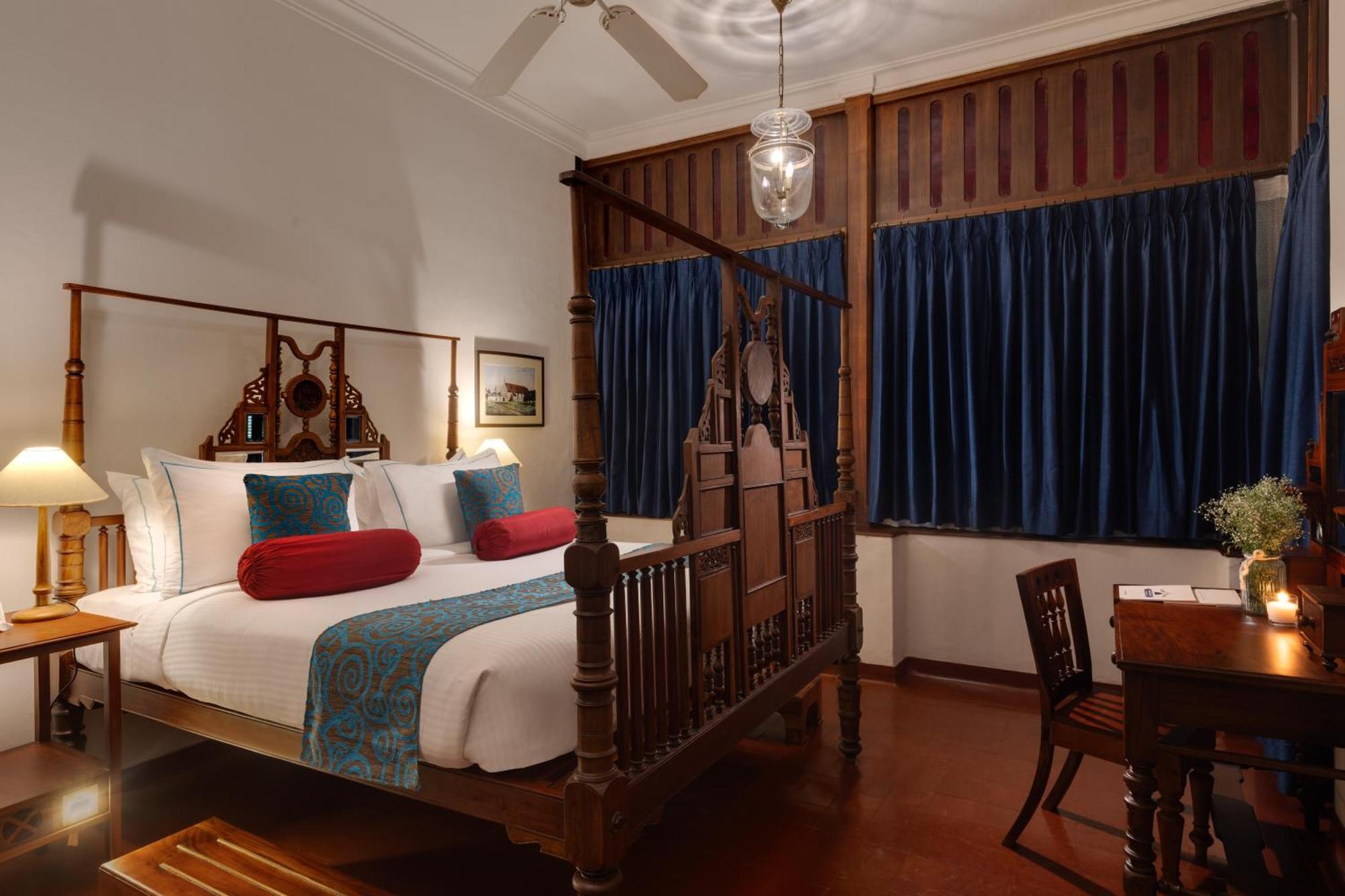 บรุนตัน โบ๊ตยาร์ด - ซีจีเอช เอิร์ธ Hotel Kochi ภายนอก รูปภาพ