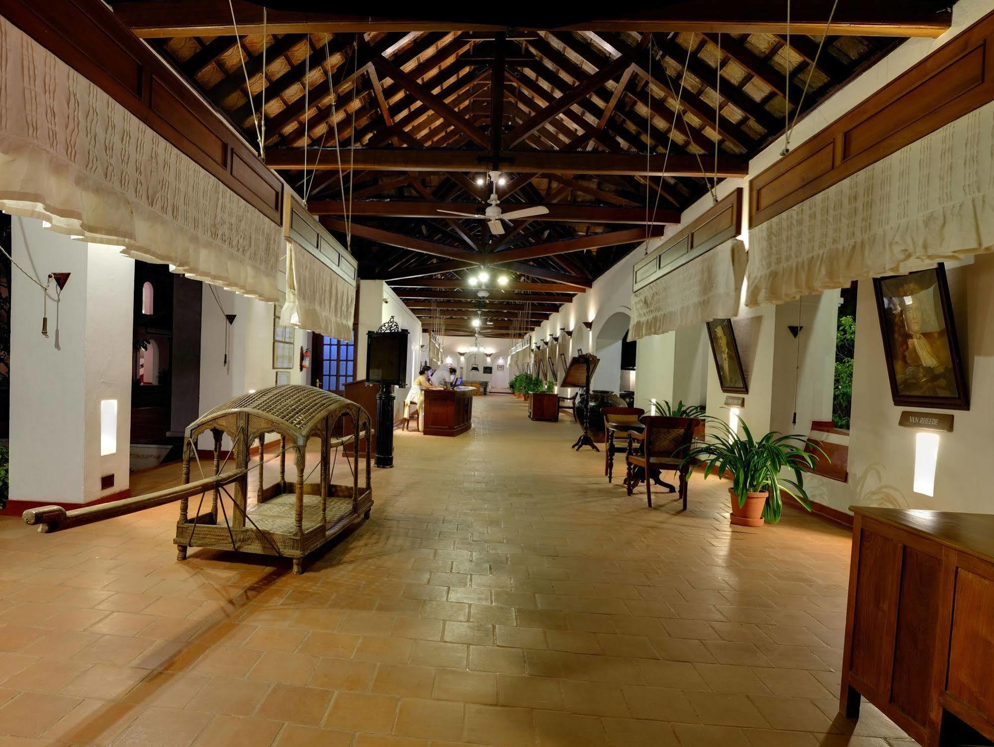 บรุนตัน โบ๊ตยาร์ด - ซีจีเอช เอิร์ธ Hotel Kochi ภายนอก รูปภาพ